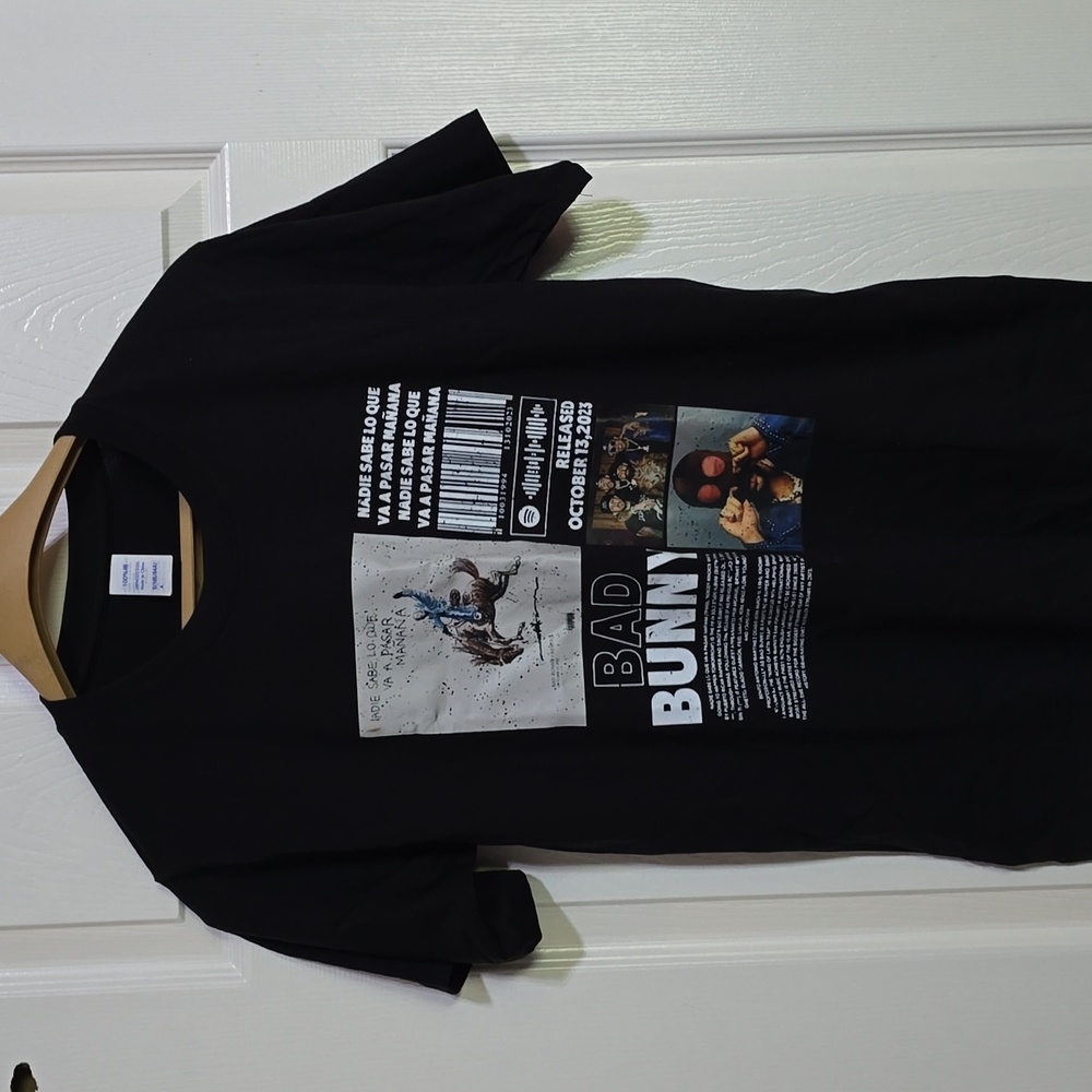 Bad Bunny Vintage 90s T-shirt - Most Wanted 2024 Tour Black- small 100%cotten **